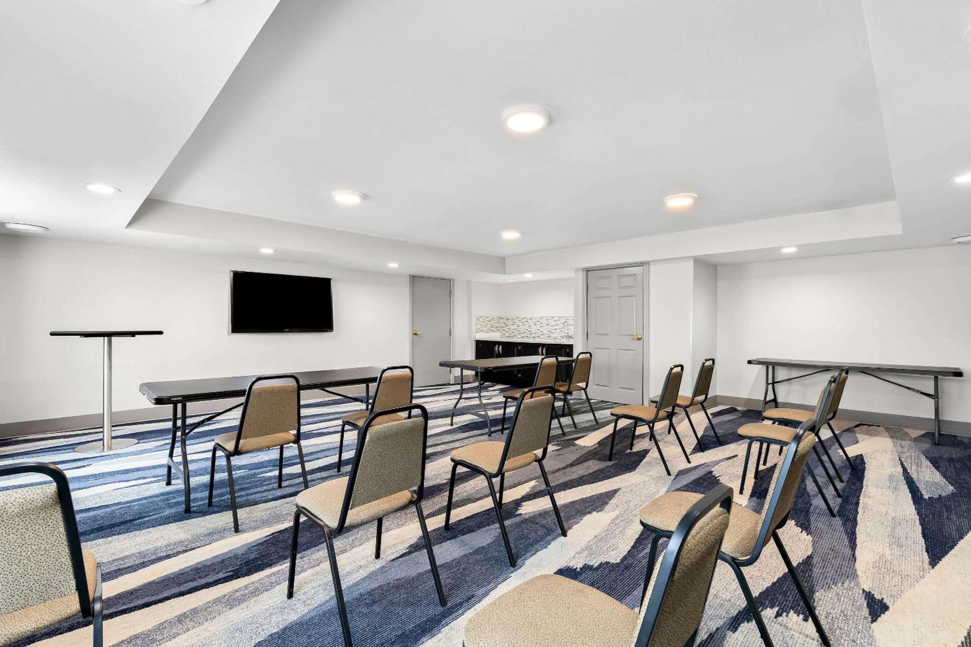Comfort Inn & Suites Nashville Near Tanger Outlets I-24 Antioch Dış mekan fotoğraf