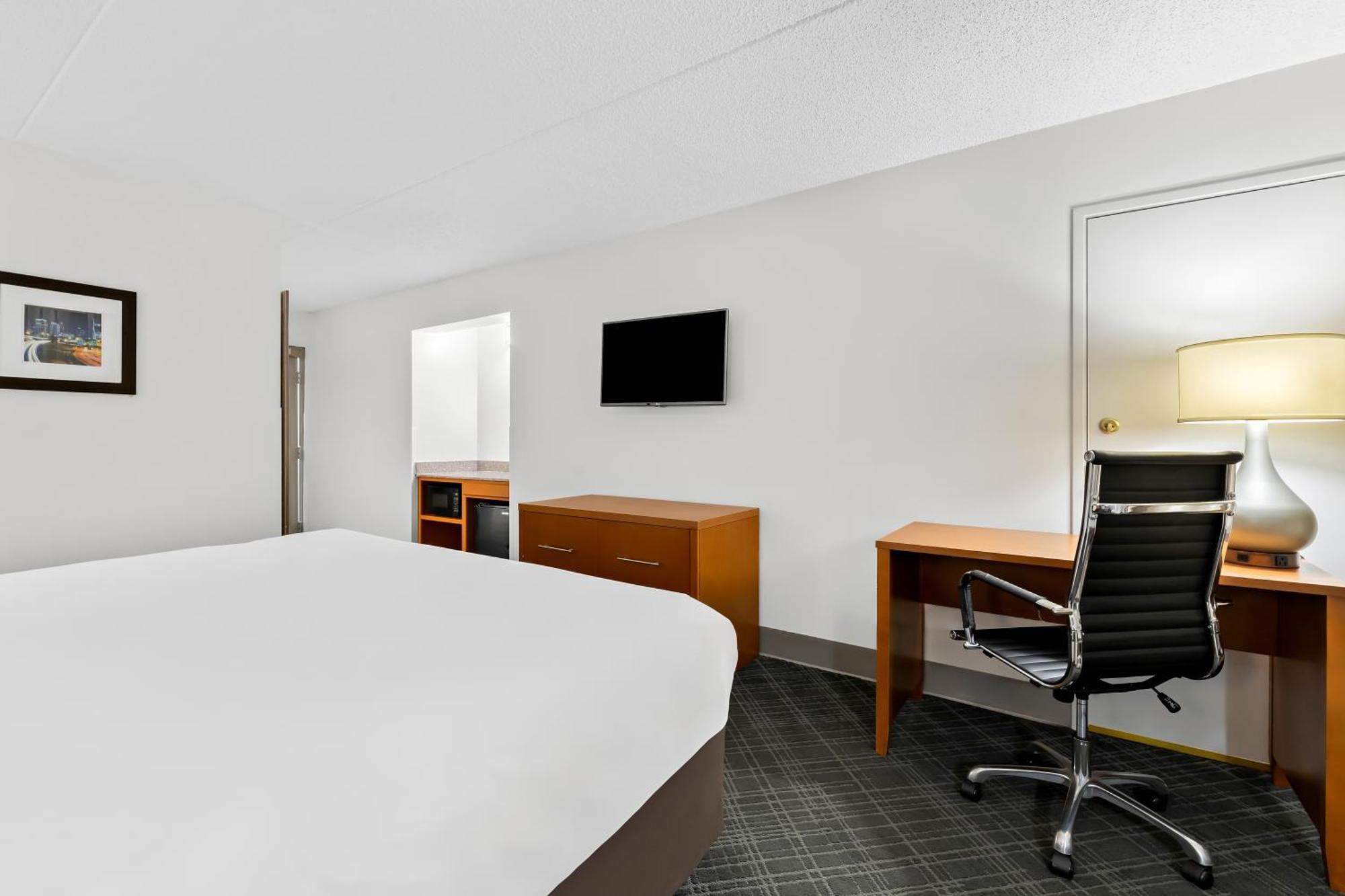 Comfort Inn & Suites Nashville Near Tanger Outlets I-24 Antioch Dış mekan fotoğraf